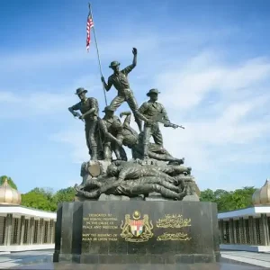 Tugu-negara-national-monument-putegha